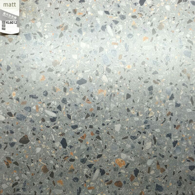 kaufen Grade AAA Grau 600x600mm Terrazzo Keramik Innenfußbodenfliesen für Esszimmer und Schlafzimmer on-line-Fertigung