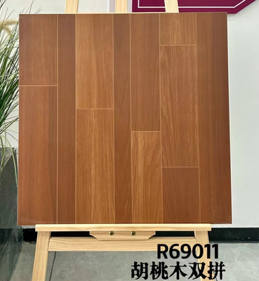 600x600mm rutschfeste AAA Retro Keramikfliesen aus Holz für Speisesaal Braun