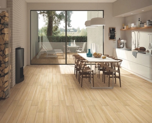 Ausnutzungsbeständig 150x900mm Innenfußboden Holzporzellanscheiben für Schlafzimmer Braun und Grau